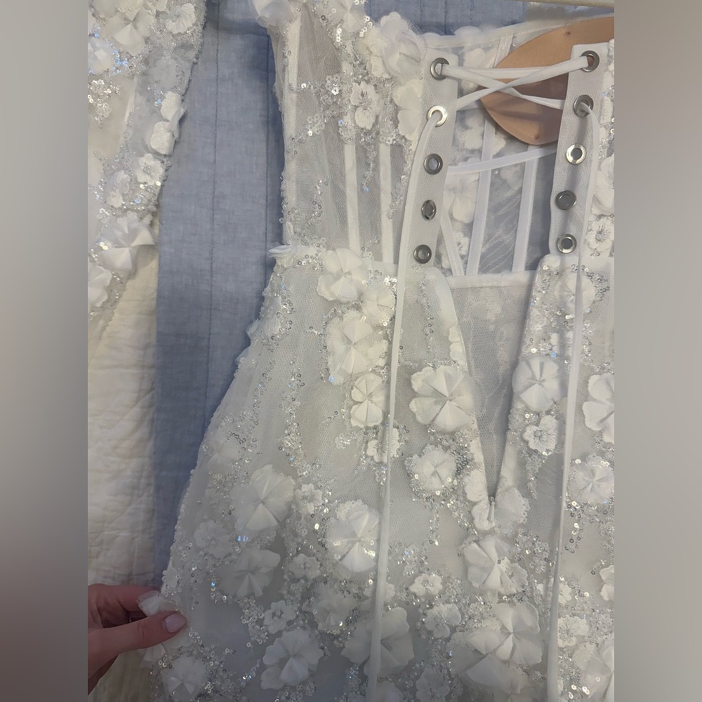 Rosie Etienne Strapless White Floral Appliqué Bridal Gown - Picture 5 of 6